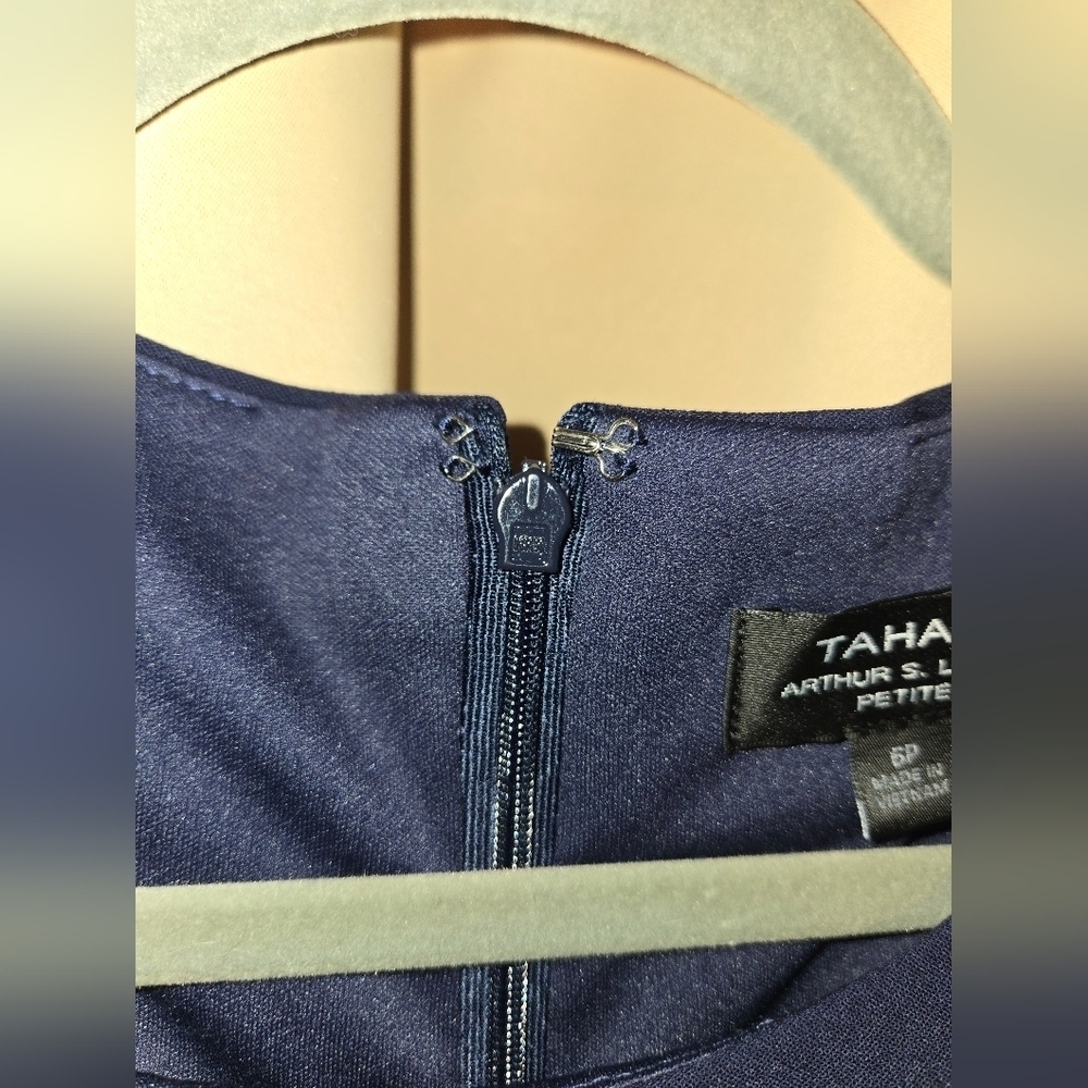 Tahari Sleeveless Side Tie Cropped Wide Leg Jumpsuit Navy Blue Size 6 Petite - Picture 4 of 4